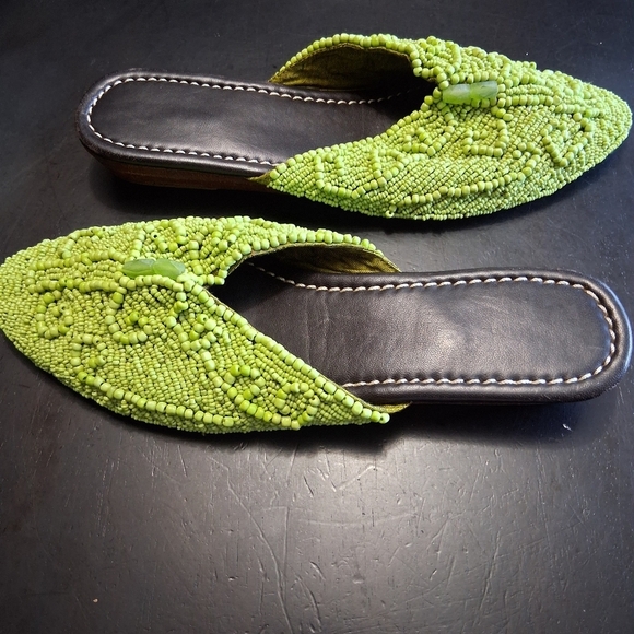 EUC Beaded Flats In Lime Green   Size 39 (8) - Picture 5 of 9